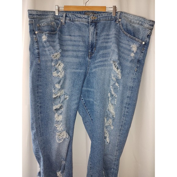 torrid Denim - Torrid Feel The Fit High Rise Straight Vintage Stretch Manf Thrashed Jeans 30T